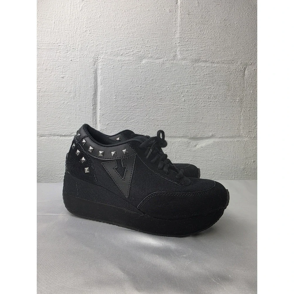 Volatile Expulsion Y2K Shoes Women's 7.5 Black Suede Studded Platform Sneakers‎